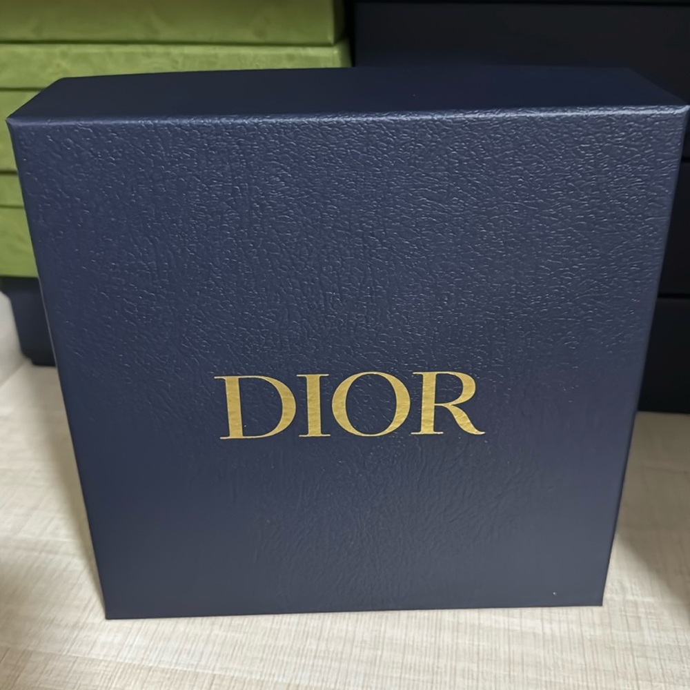 Dior gift box